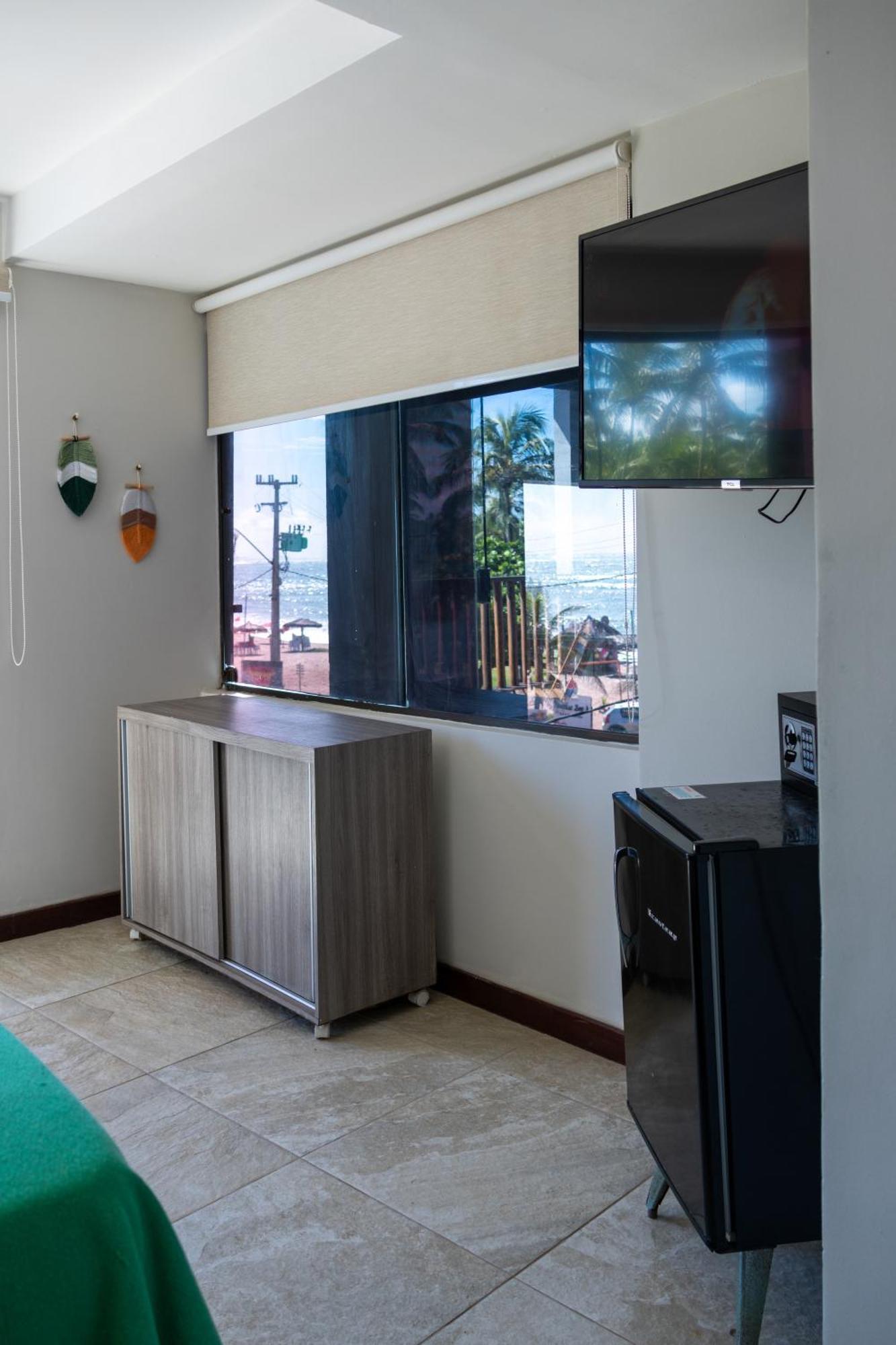 Quarto Triplo Superior com Vista do Mar